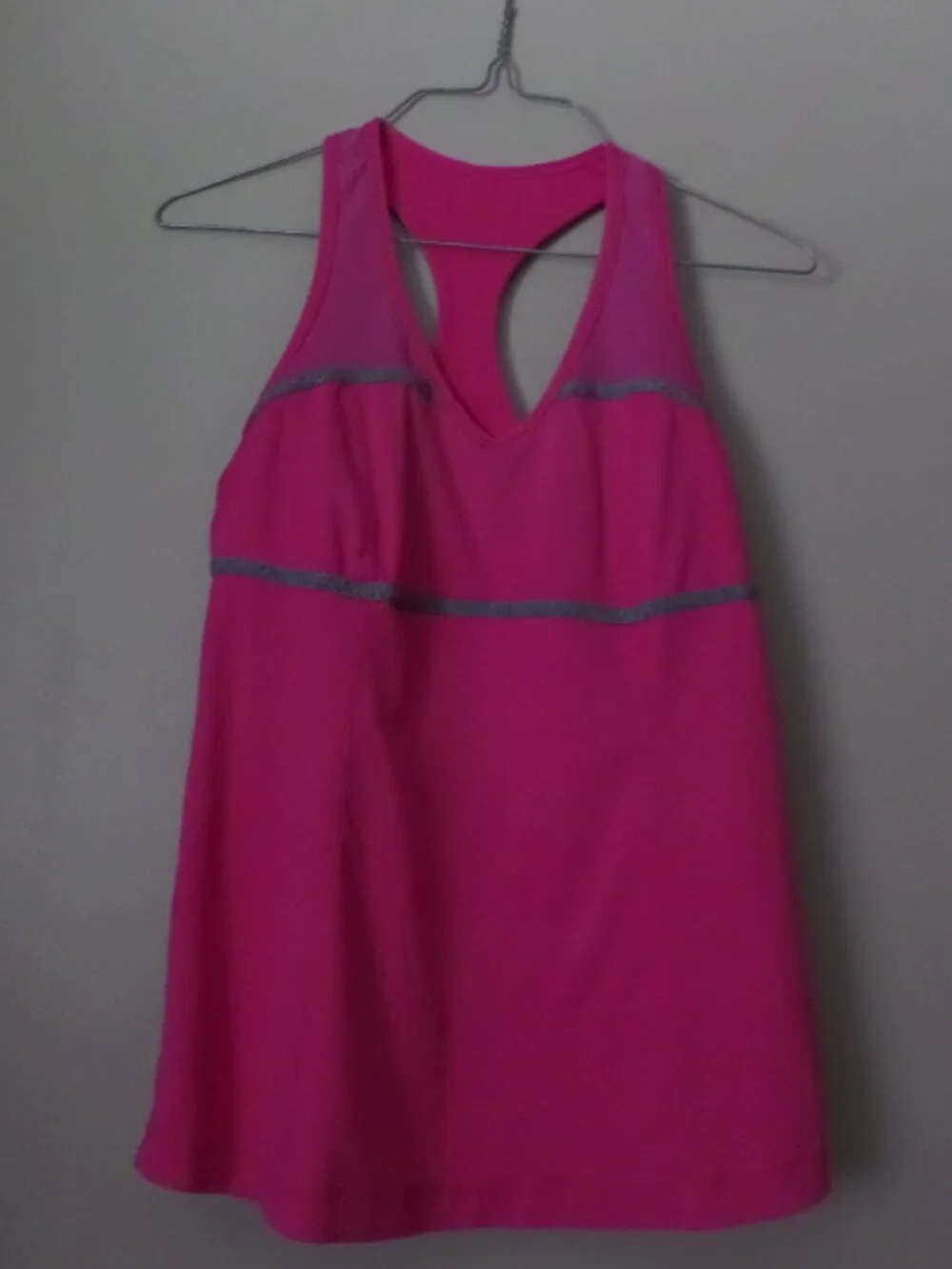 Lululemon Tech Pink/Gray Racerback Tank – Size 8